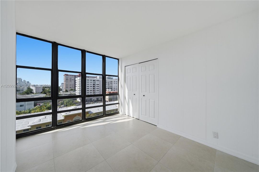 For Sale: $419,000 (2 beds, 2 baths, 1020 Square Feet)