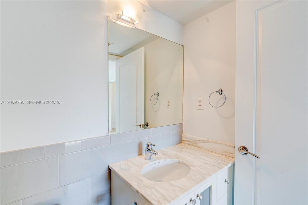 En Renta: $3,800 (3 camas, 3 baños, 1325 Pies cuadrados)