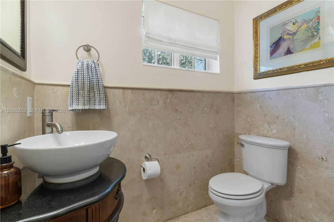 En Venta: $2,495,000 (4 camas, 3 baños, 2348 Pies cuadrados)