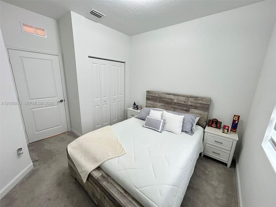 For Rent: $3,300 (3 beds, 2 baths, 1635 Square Feet)