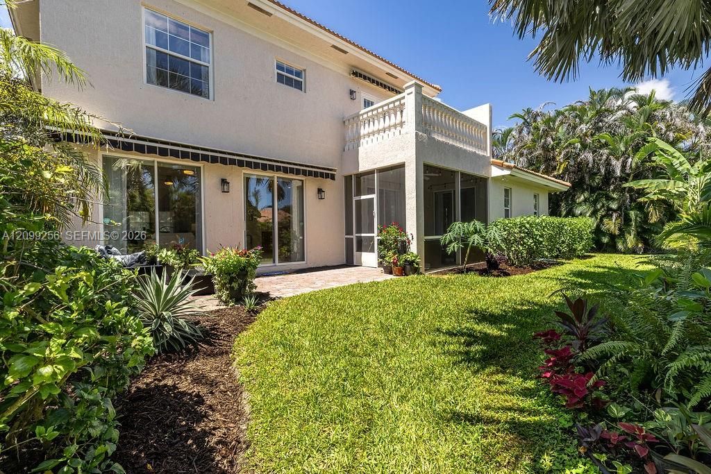 For Sale: $625,000 (4 beds, 3 baths, 3235 Square Feet)