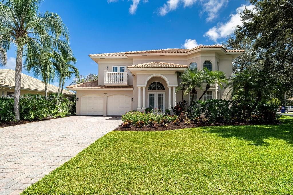 For Sale: $625,000 (4 beds, 3 baths, 3235 Square Feet)