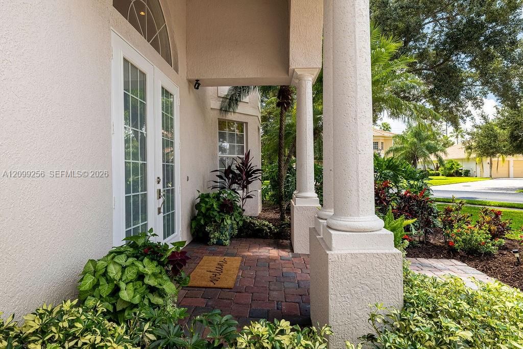 For Sale: $625,000 (4 beds, 3 baths, 3235 Square Feet)