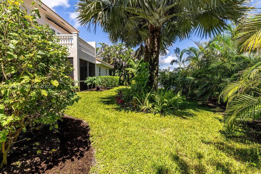 For Sale: $625,000 (4 beds, 3 baths, 3235 Square Feet)