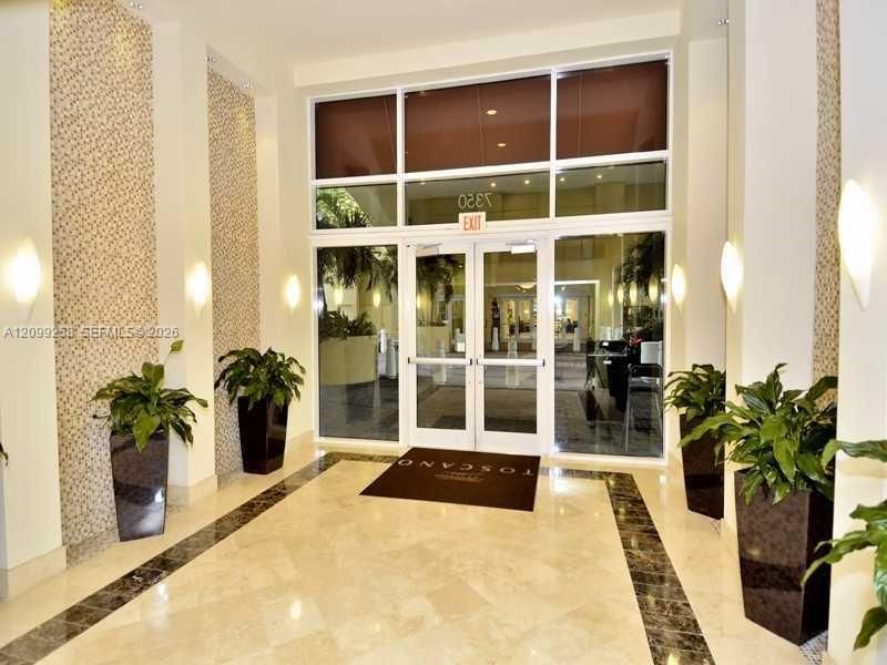 For Rent: $2,475 (1 beds, 1 baths, 759 Square Feet)
