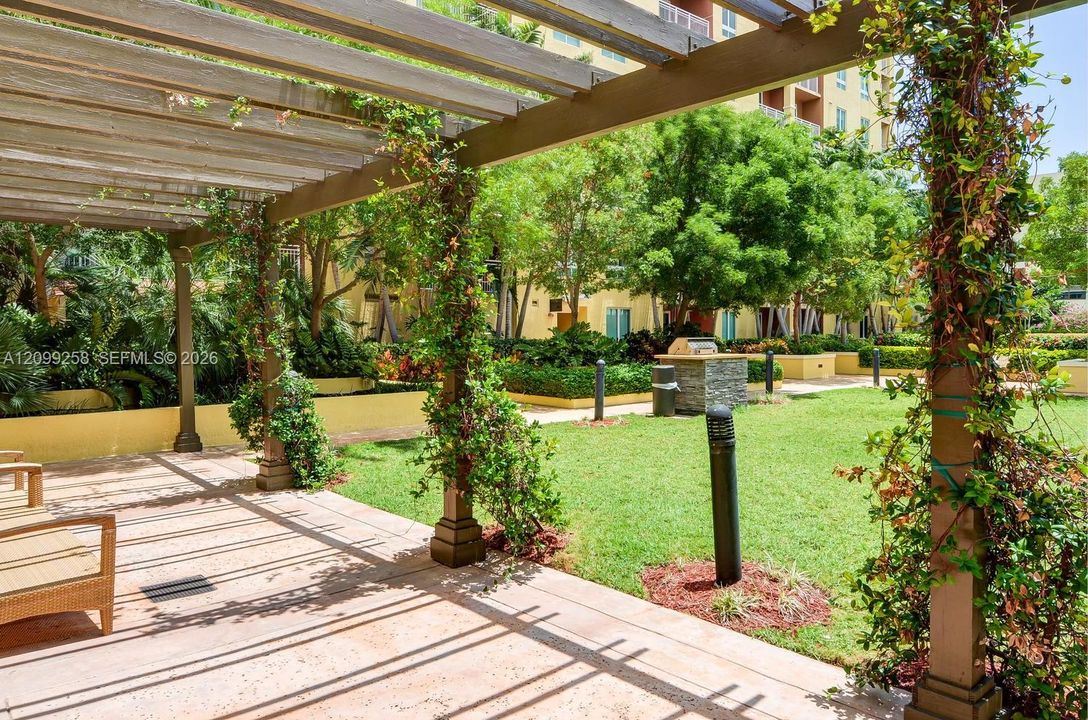 For Rent: $2,475 (1 beds, 1 baths, 759 Square Feet)
