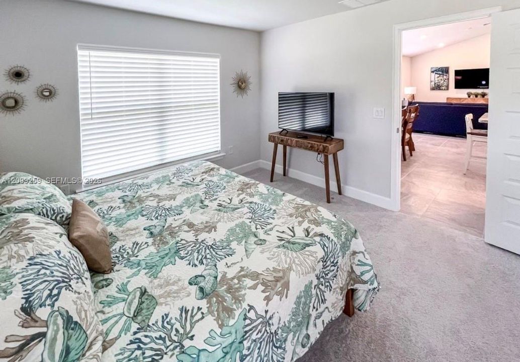 For Sale: $470,000 (3 beds, 2 baths, 1759 Square Feet)