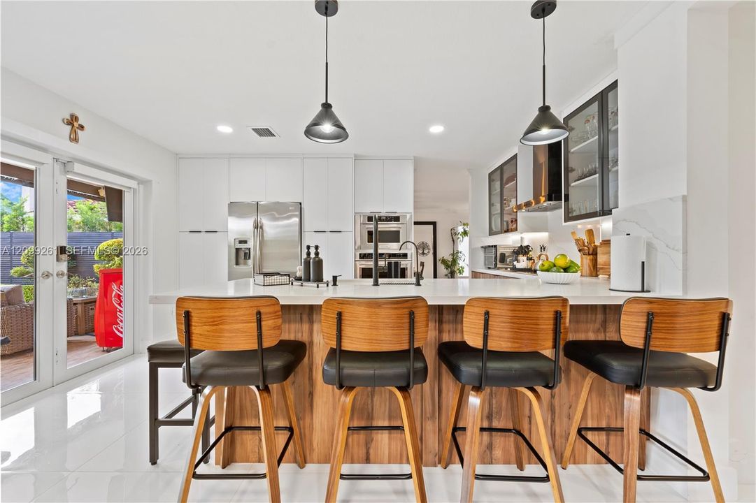 For Sale: $1,099,000 (6 beds, 4 baths, 2420 Square Feet)