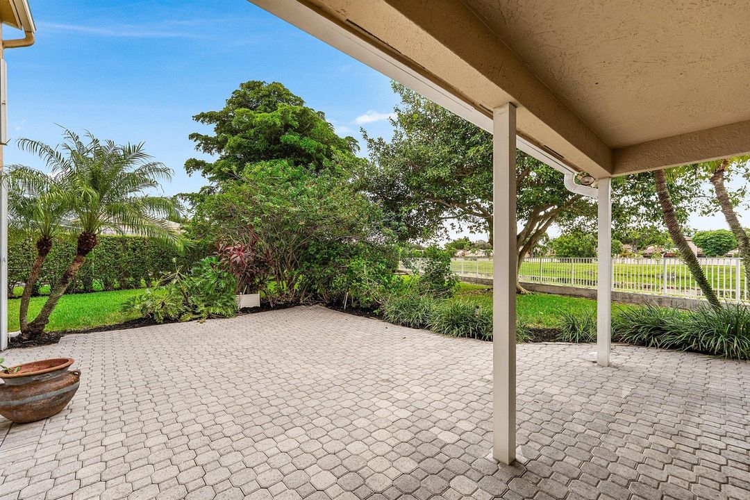 033-23350TorreCircle-BocaRaton-FL-33433-