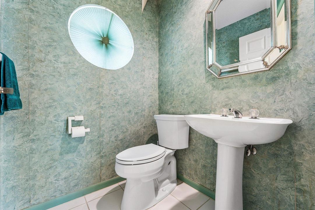 030-23350TorreCircle-BocaRaton-FL-33433-