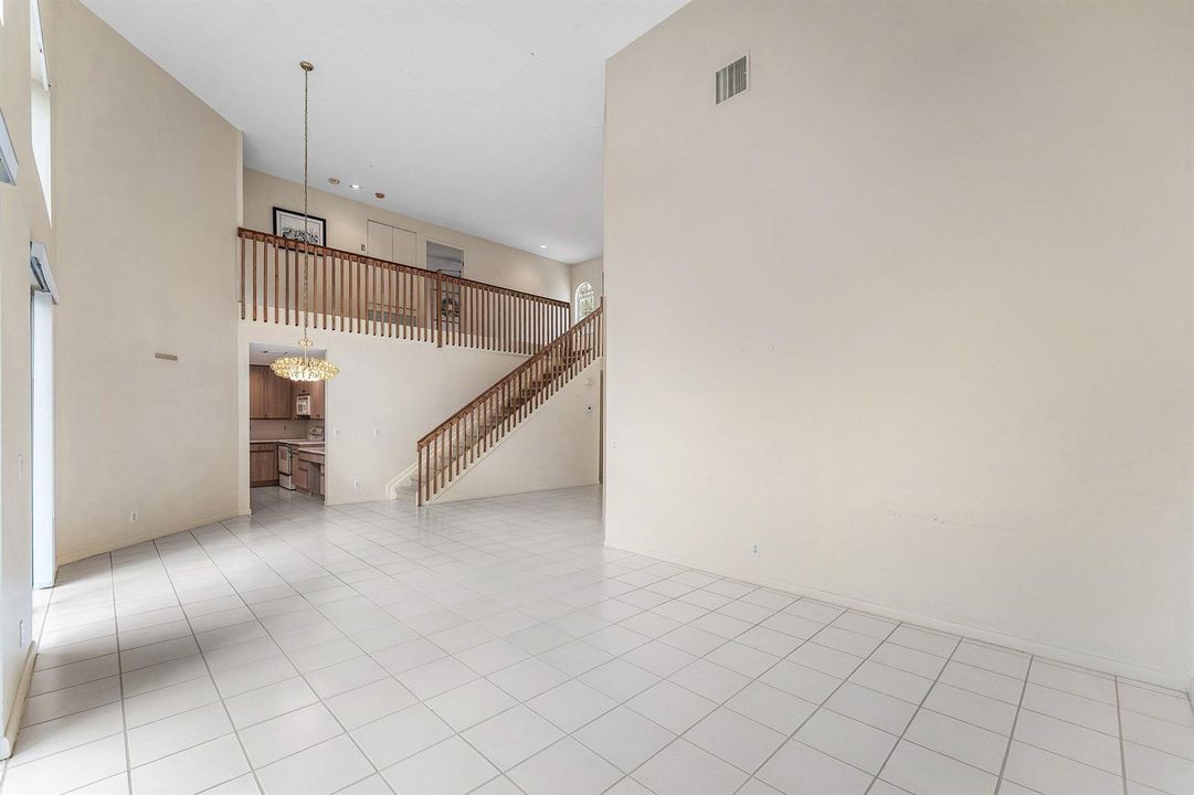 008-23350TorreCircle-BocaRaton-FL-33433-