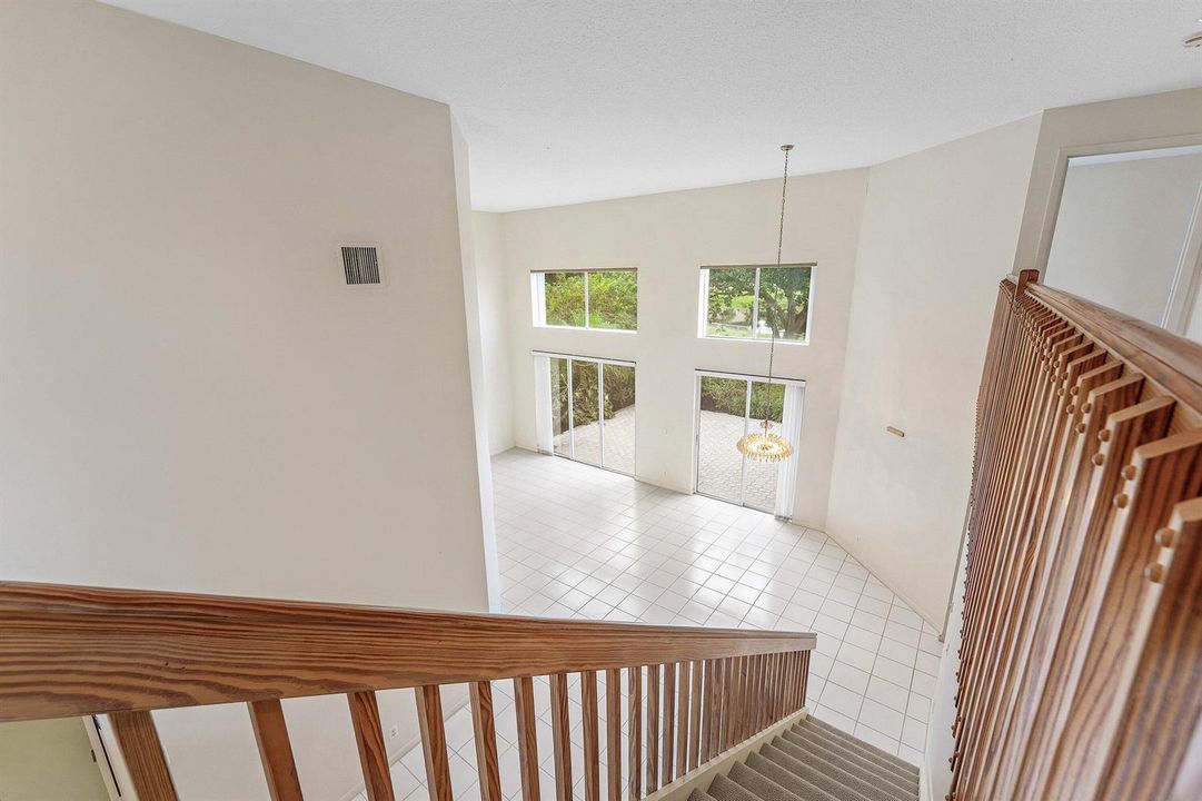 023-23350TorreCircle-BocaRaton-FL-33433-