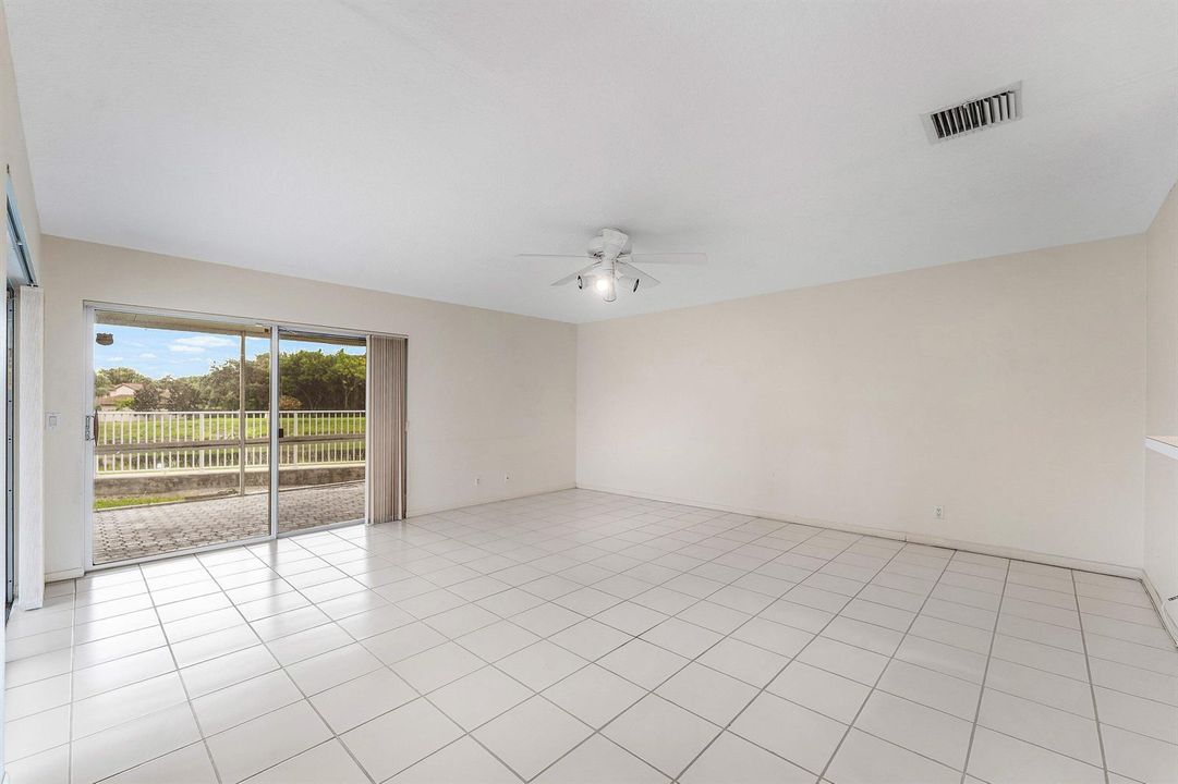 013-23350TorreCircle-BocaRaton-FL-33433-