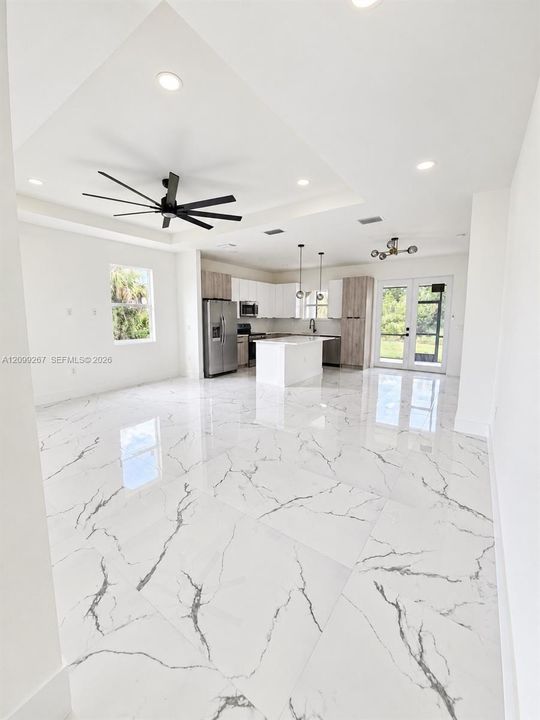 For Sale: $299,900 (3 beds, 2 baths, 1169 Square Feet)