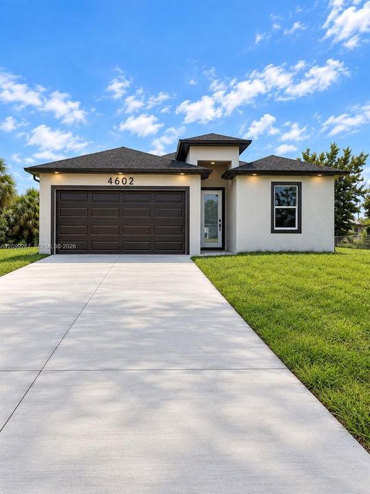 For Sale: $299,900 (3 beds, 2 baths, 1169 Square Feet)