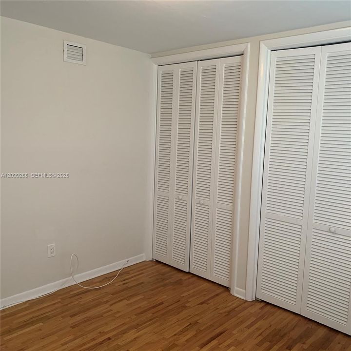 For Rent: $3,800 (2 beds, 2 baths, 1260 Square Feet)