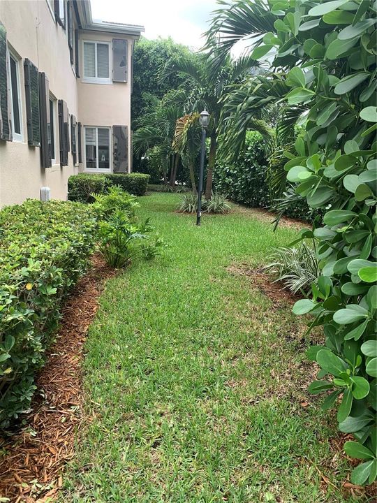 For Rent: $3,800 (2 beds, 2 baths, 1260 Square Feet)