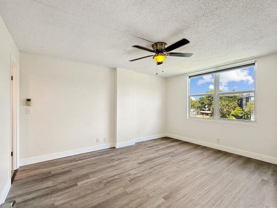 Bedroom Main