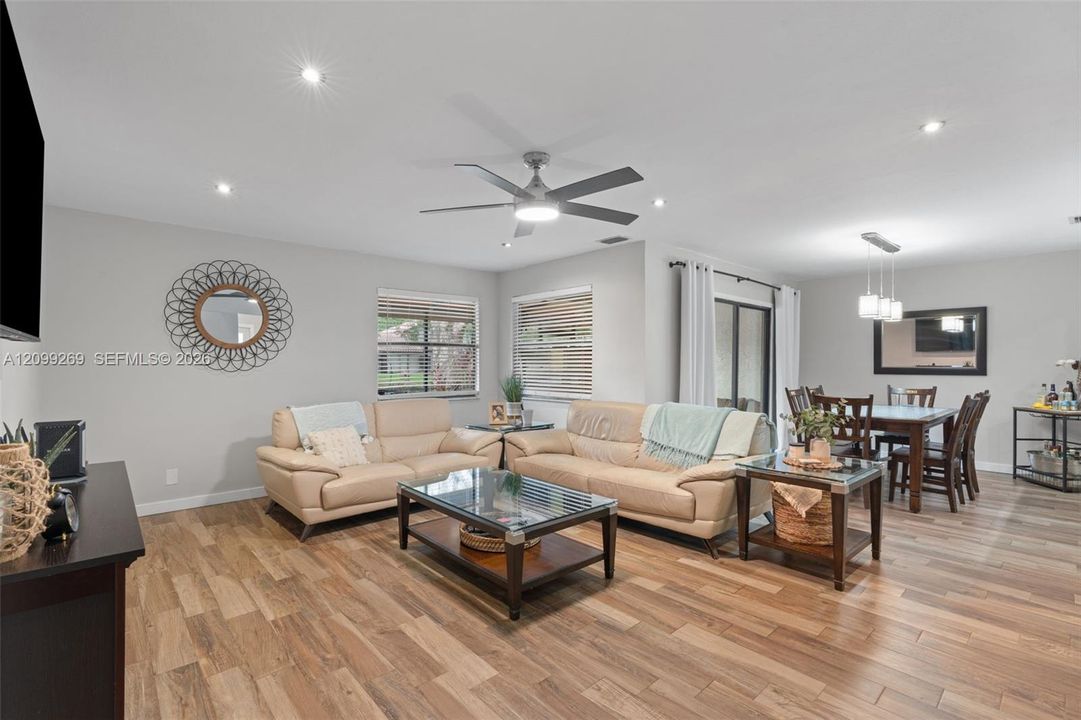For Sale: $545,000 (3 beds, 2 baths, 1862 Square Feet)