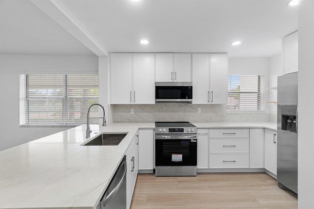 011-2925Southwest22ndAvenue-2080-DelrayB