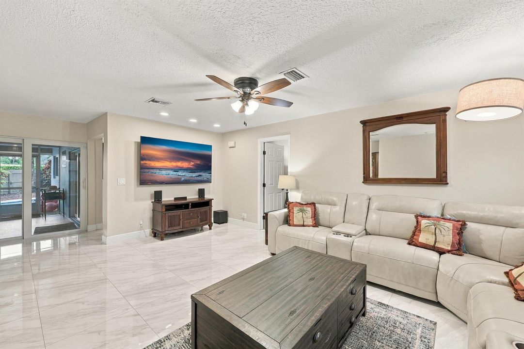 Family Room | TV Room