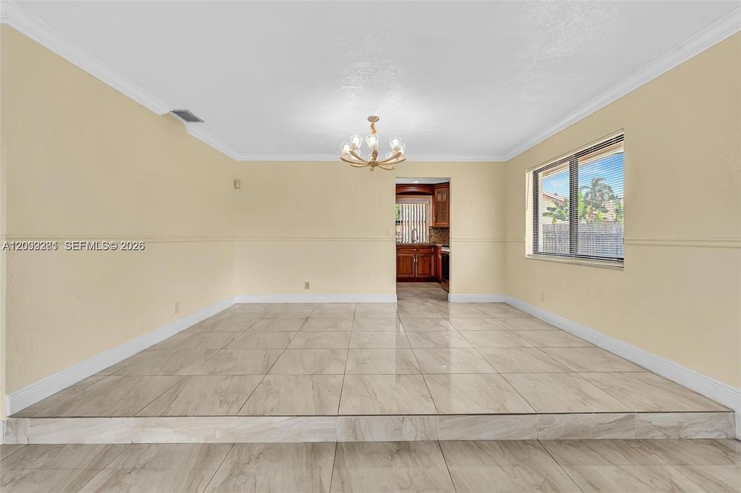 En Renta: $3,700 (3 camas, 3 baños, 1920 Pies cuadrados)