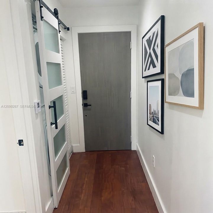 For Rent: $4,400 (2 beds, 2 baths, 1078 Square Feet)