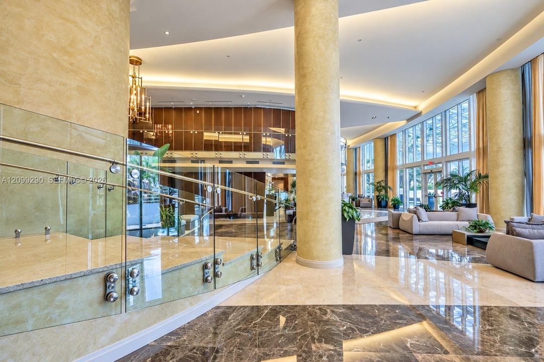 На продажу: $1,650,000 (2 спален, 2 ванн, 1389 Квадратных фут)