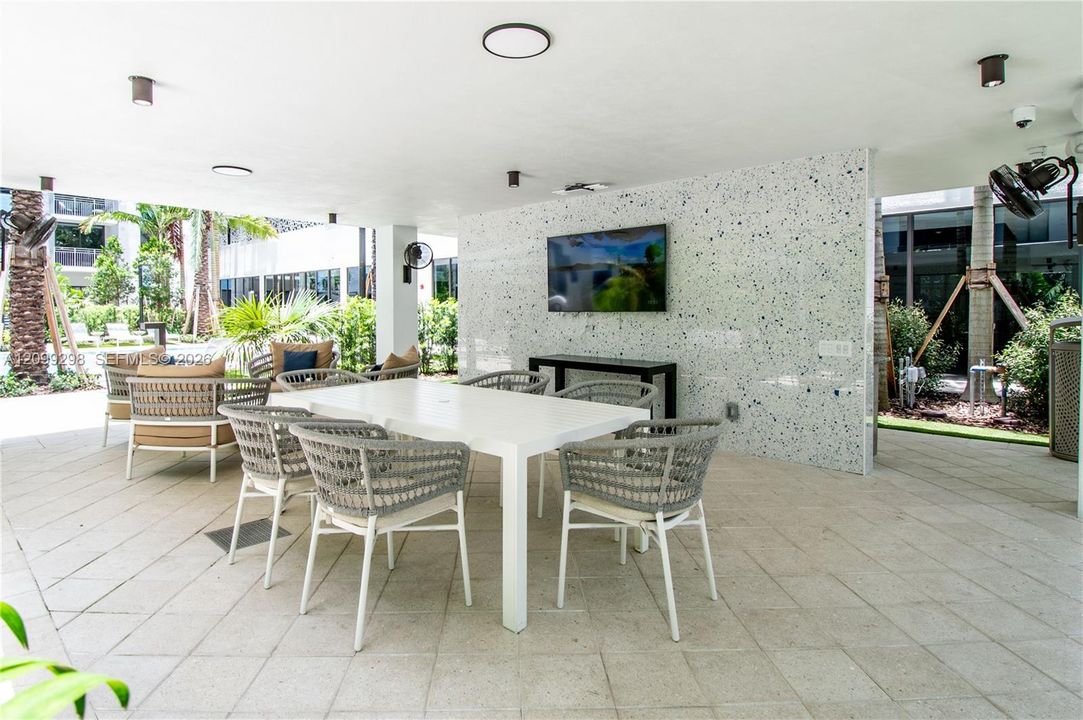 For Rent: $2,650 (2 beds, 1 baths, 0 Square Feet)