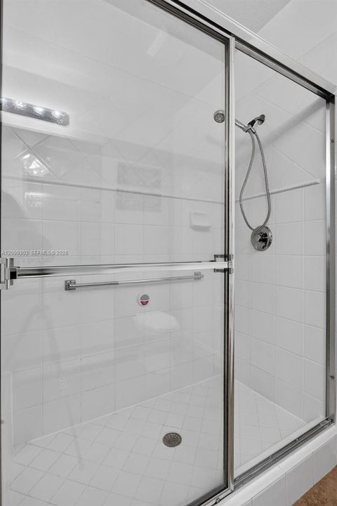 En Venta: $322,900 (2 camas, 2 baños, 1692 Pies cuadrados)