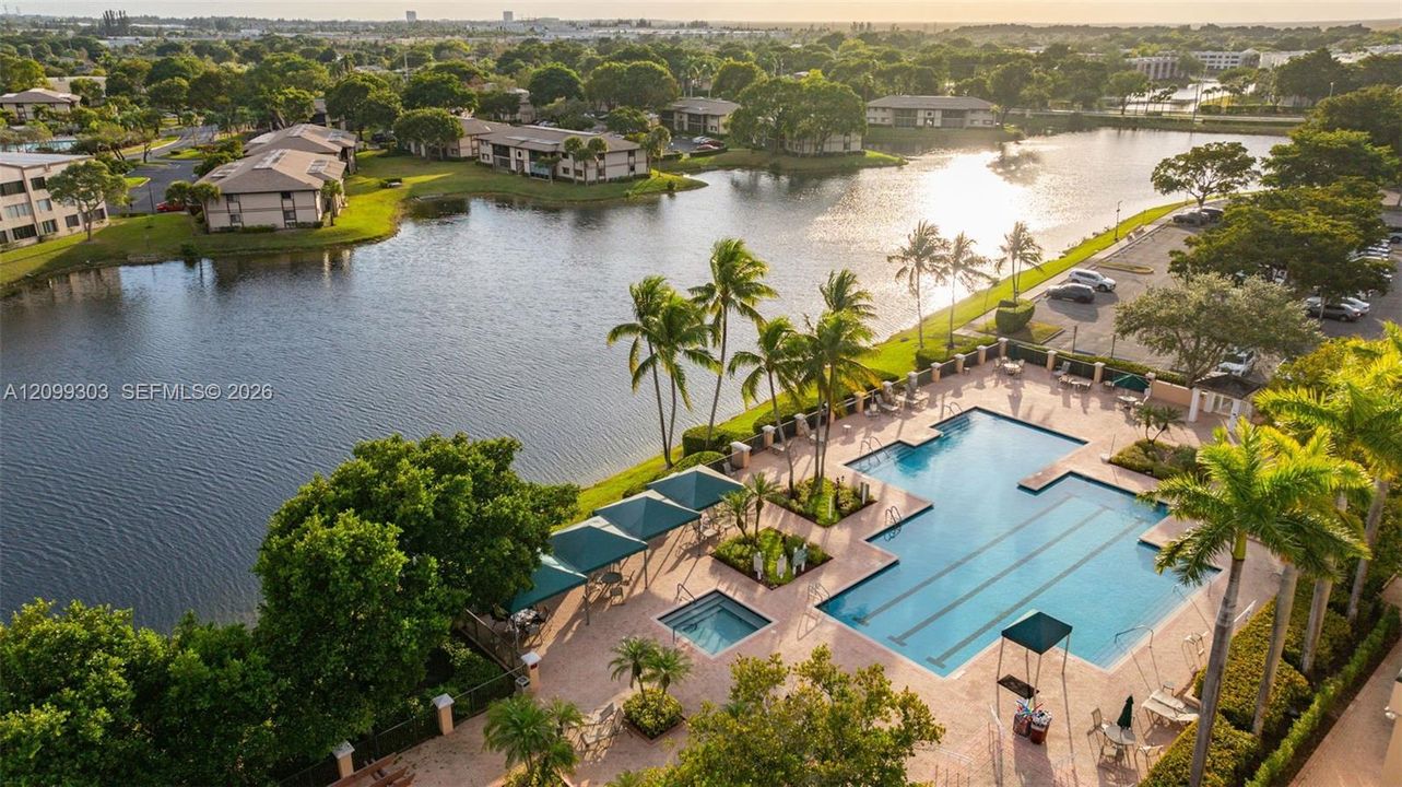 Kings Point Pool Area