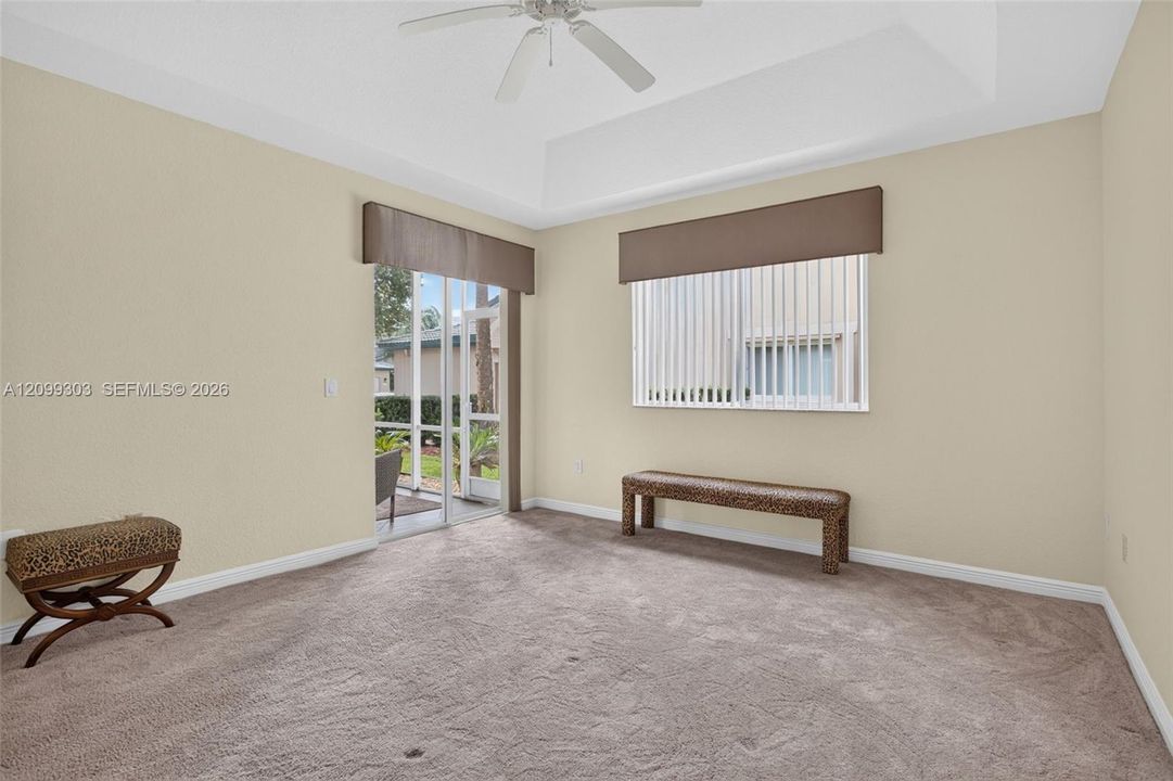 En Venta: $322,900 (2 camas, 2 baños, 1692 Pies cuadrados)
