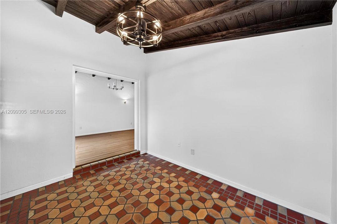 En Renta: $5,600 (3 camas, 2 baños, 1541 Pies cuadrados)