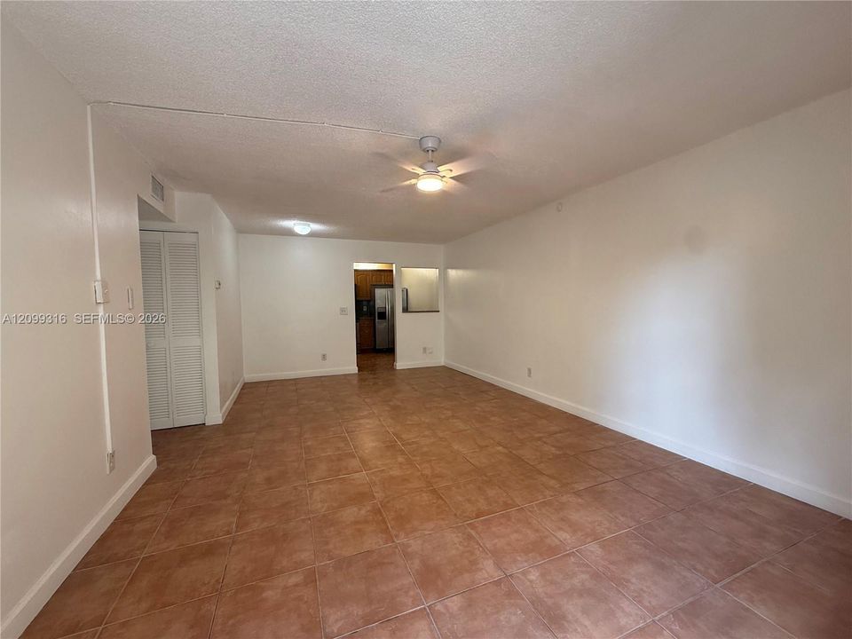 For Rent: $1,800 (2 beds, 2 baths, 800 Square Feet)