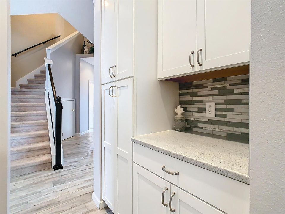 304 Calabay Parc Boulevard-34