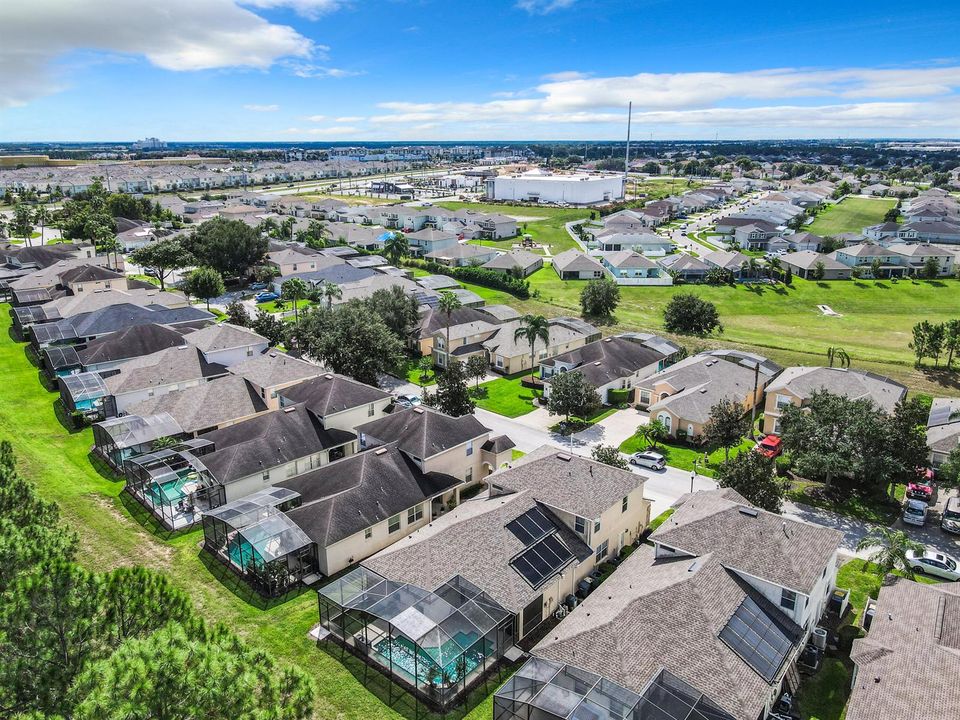 304 Calabay Parc Boulevard-85