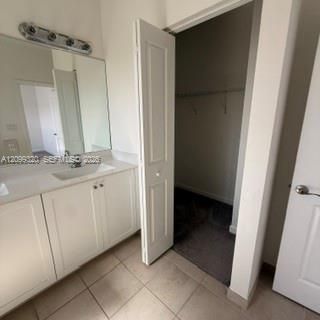 For Rent: $2,900 (3 beds, 2 baths, 1335 Square Feet)