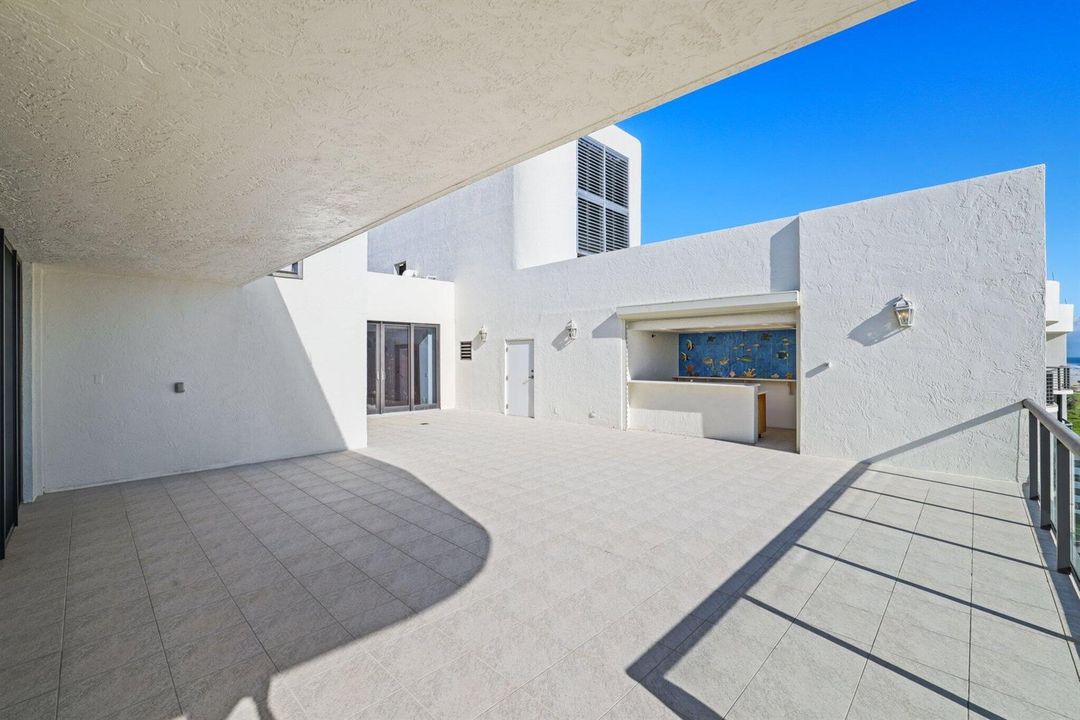 2727 S Ocean Boulevard 1502 - 79.jpg-SMA