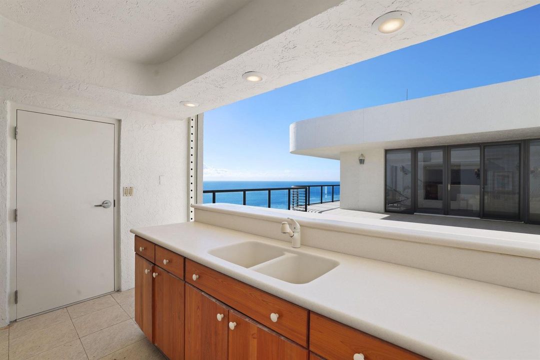 2727 S Ocean Boulevard 1502 - 75.jpg-SMA