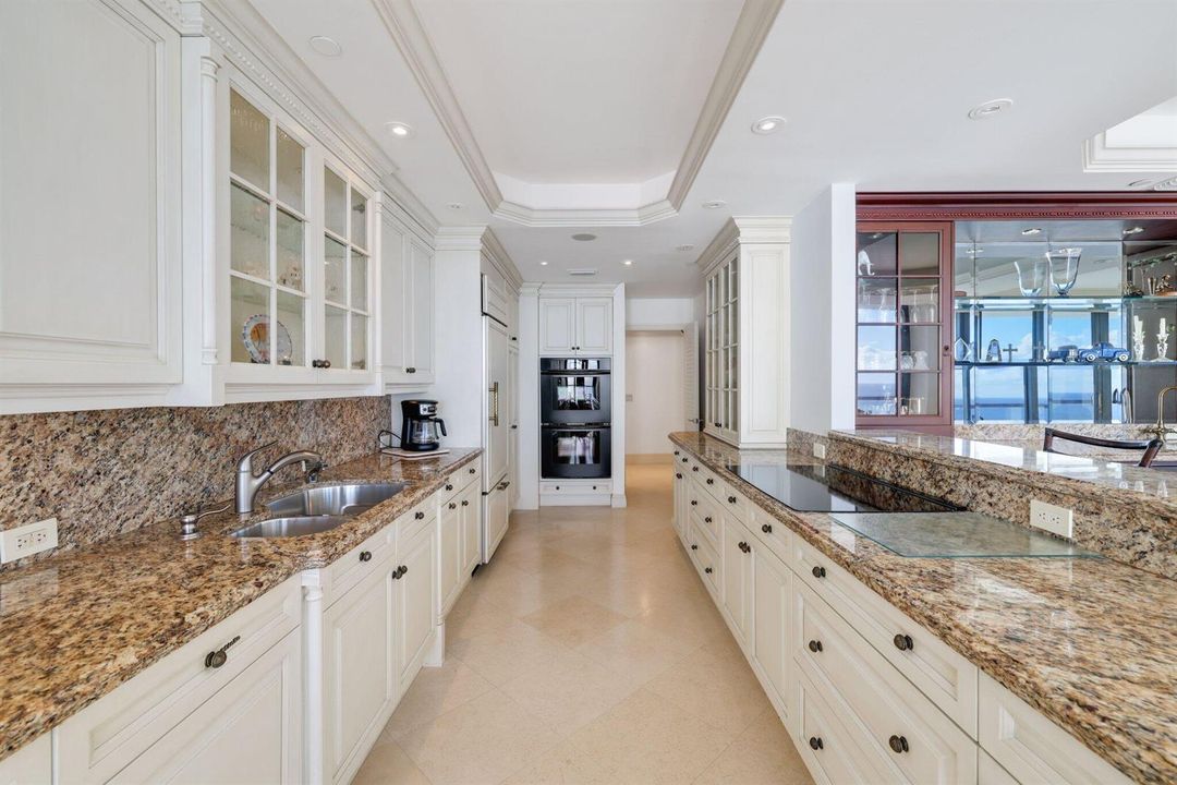 2727 S Ocean Boulevard 1502 - 8.jpg-SMAL