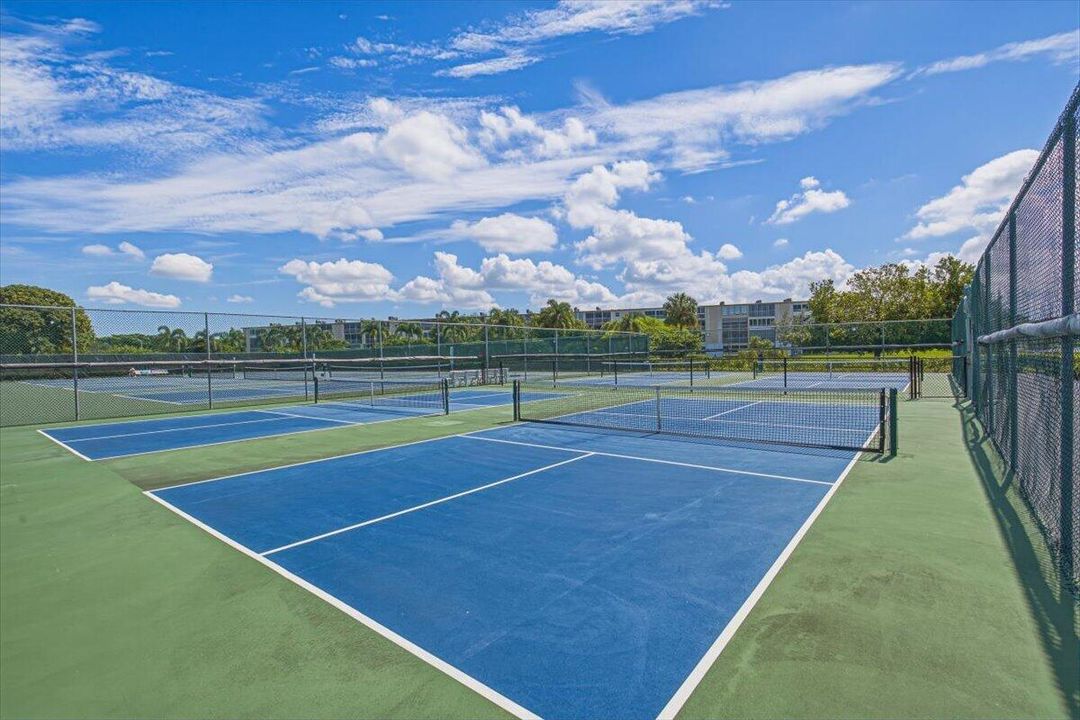 Tennis/Pickleball Court