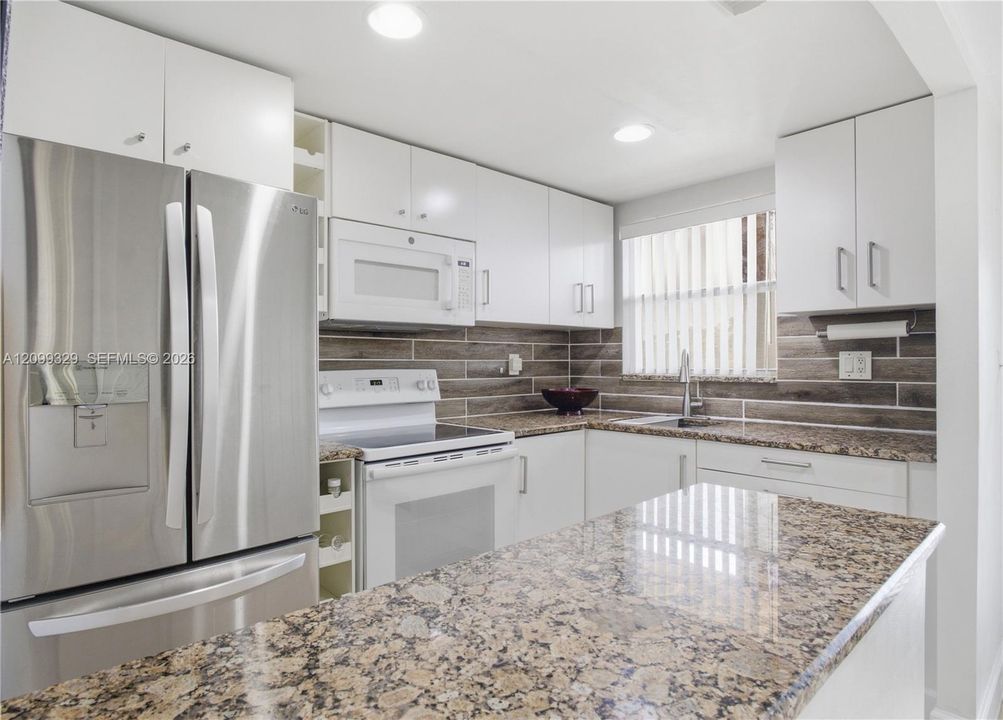 En Venta: $100,000 (2 camas, 2 baños, 850 Pies cuadrados)