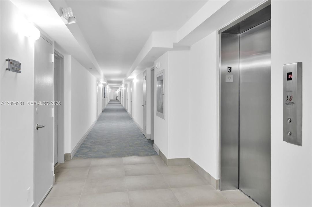 Под контрактом: $725,000 (2 спален, 2 ванн, 1330 Квадратных фут)