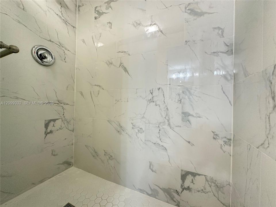 En Renta: $2,400 (2 camas, 2 baños, 1130 Pies cuadrados)