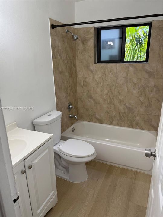 В аренду: $1,800 (1 спален, 1 ванн, 0 Квадратных фут)