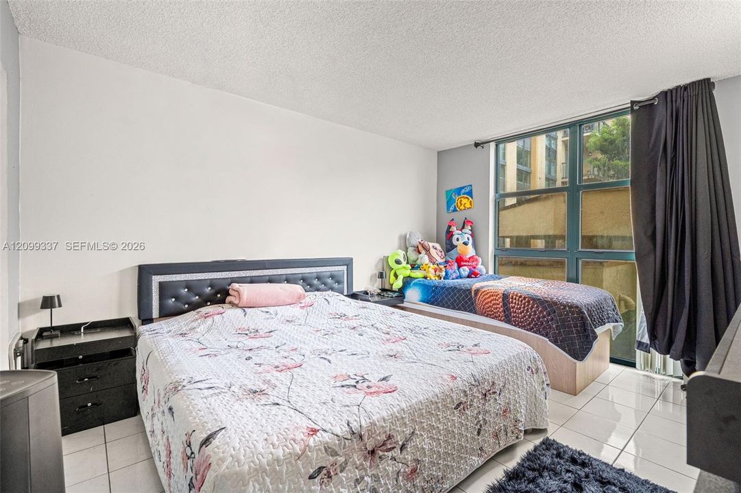 En Venta: $200,000 (1 camas, 1 baños, 708 Pies cuadrados)