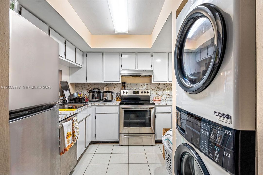 En Venta: $200,000 (1 camas, 1 baños, 708 Pies cuadrados)