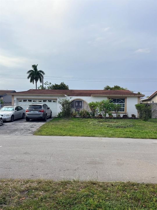 En Venta: $529,999 (3 camas, 2 baños, 1633 Pies cuadrados)