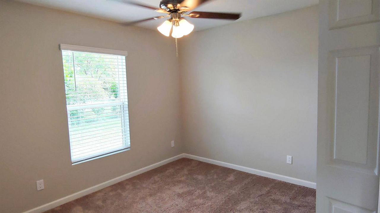 Guest bedroom 1