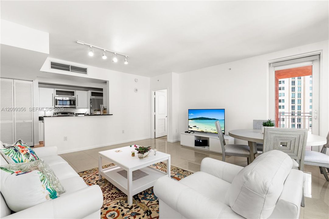 En Venta: $469,900 (2 camas, 2 baños, 1155 Pies cuadrados)